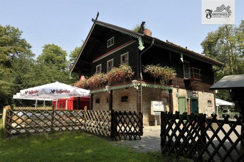 Hotel Forsthaus Leiner Berg à Dessau-Rosslau Extérieur photo